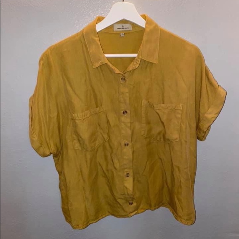 Thread and supply mustard button up